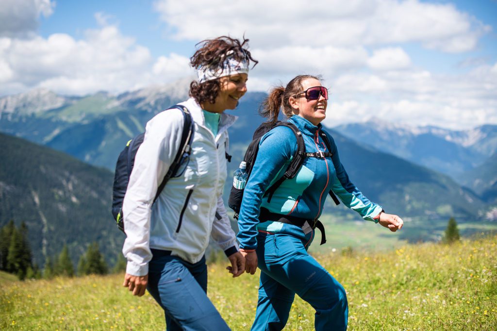 Wandern als Tipp gegen Frühjahrsmüdigkeit