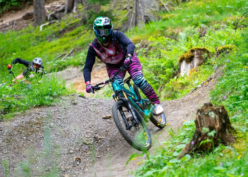 Freeride Anne beim Mountainbiken