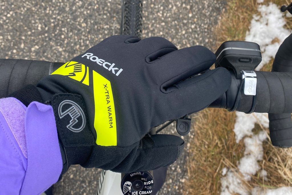 Handschuhe beim Radfahren im Winter